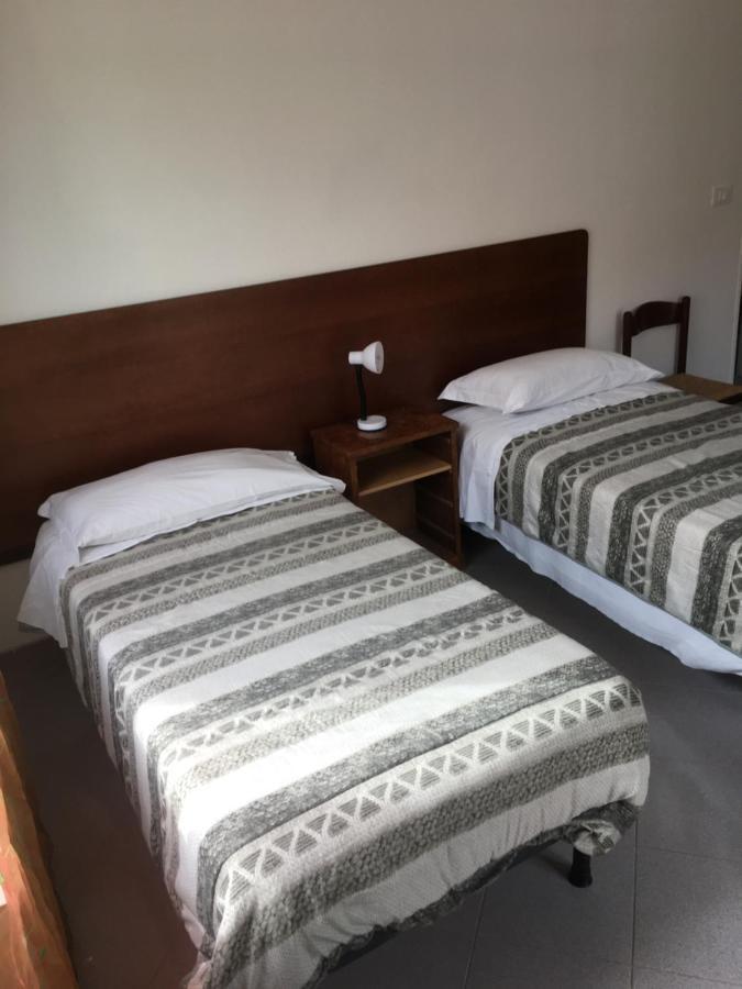 Appartamento Miramare, 2 Camere, Cucina, Bagno, Вентімілья Екстер'єр фото