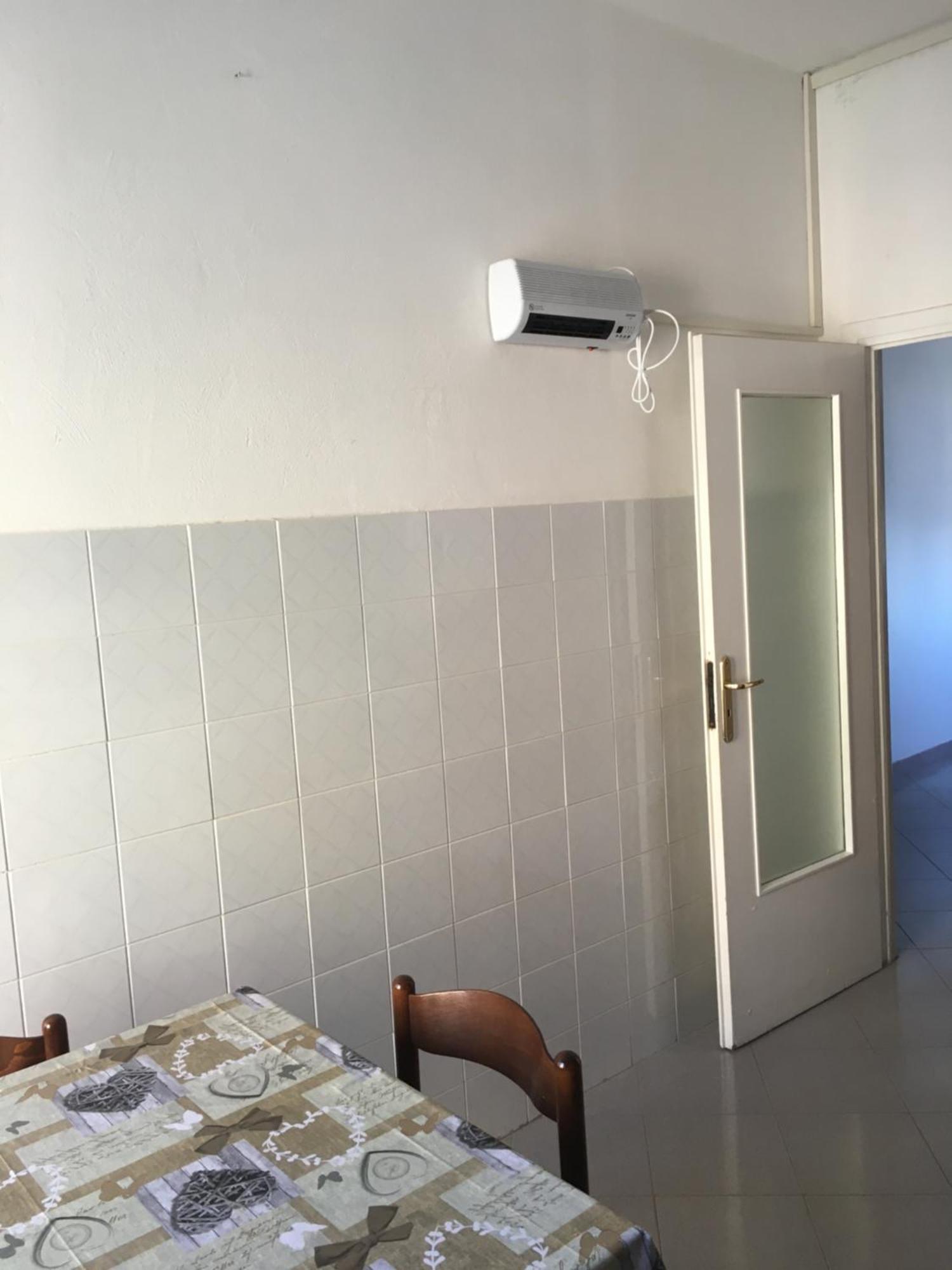 Appartamento Miramare, 2 Camere, Cucina, Bagno, Вентімілья Екстер'єр фото